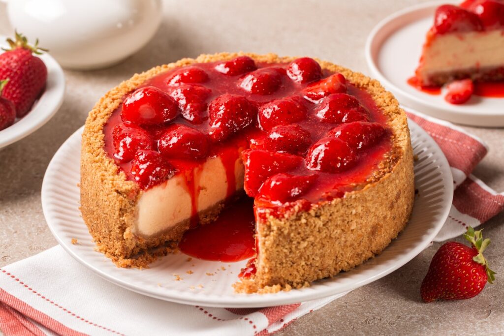 Strawberry Cheesecake Cake