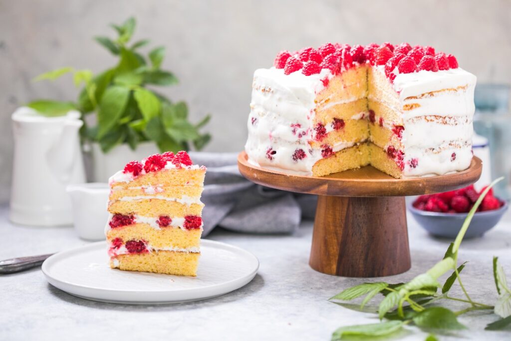 White Chocolate Raspberry Cake