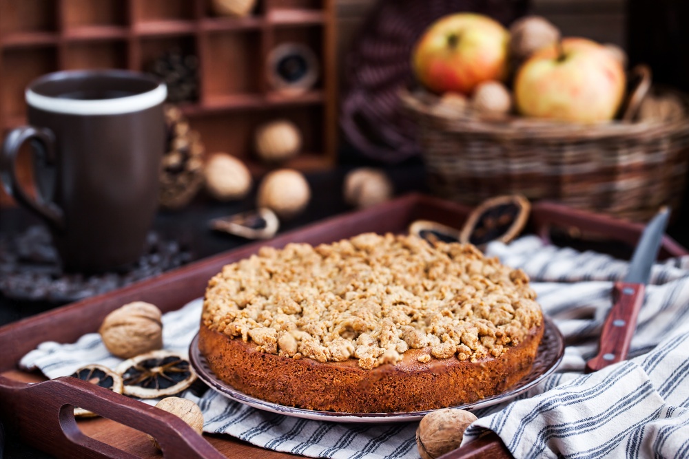 Apple Cinnamon Cake