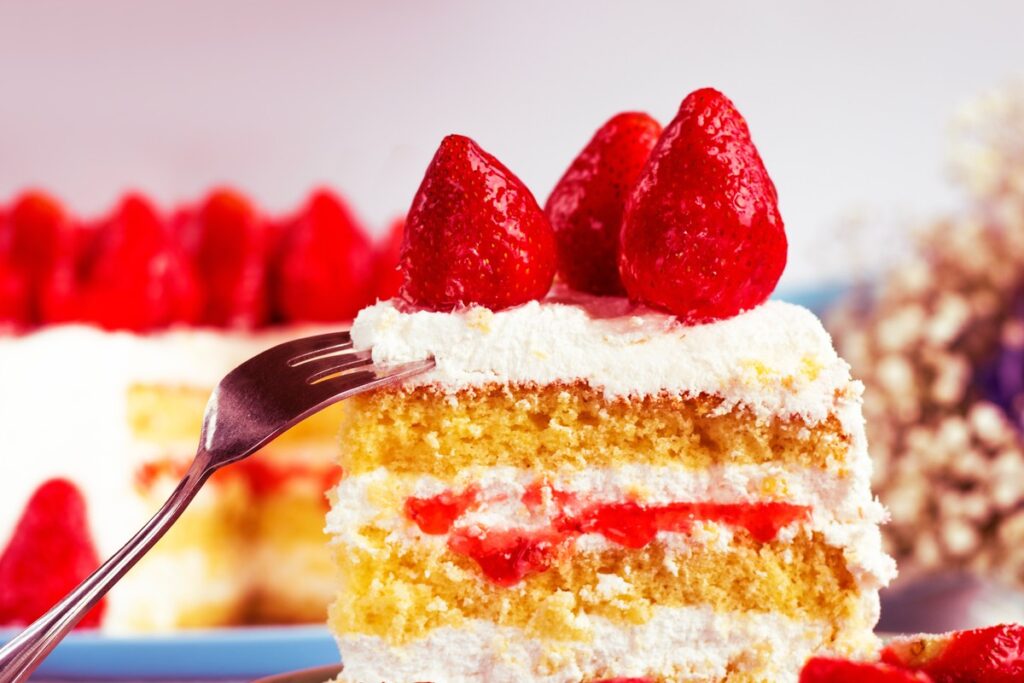 Strawberry Cake Recipe