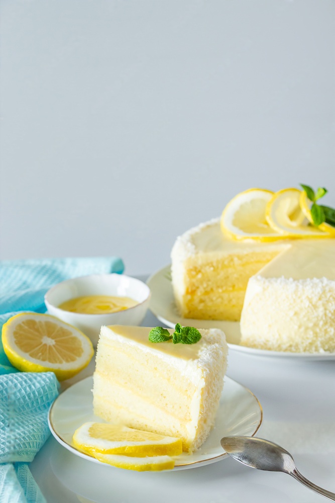 Lemon Cheesecake Cake